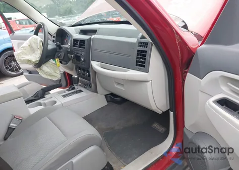 2008 Jeep Liberty Sport from USA, damaged, VIN 1J8GN28K58W156988